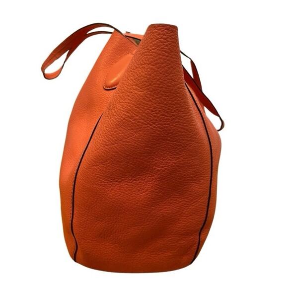 MICHAEL KORS Mae Large Reversible Tote Peach and Gold - Picture 7 of 12